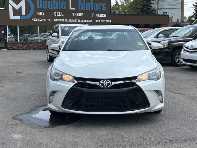 2017 Toyota Camry SE in Cars & Trucks in Calgary - Image 2