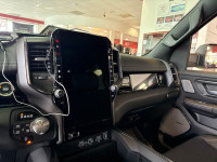Heated/Ventilated Seats, Heated Steering Wheel, Second Row Heated Seats, Digital Rearview Camera, He... (image 9)