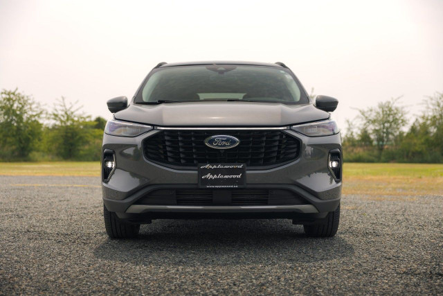 2023 Ford Escape in Cars & Trucks in Delta/Surrey/Langley - Image 4
