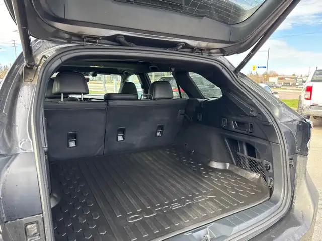 2022 Subaru Outback Wilderness Wilderness! in Cars & Trucks in Markham / York Region - Image 10