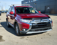 Take the worry out of buying with this dependable 2017 Mitsubishi Outlander. Side Impact Beams, Rear... (image 6)