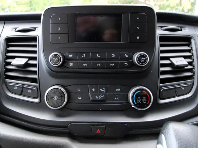 2021 FORD TRANSIT T-250 148" EL HIGH ROOF CRÉDIT-BAIL DISPONIBLE in Cars & Trucks in Laval / North Shore - Image 9