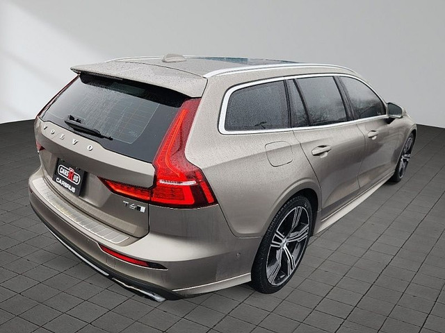 2021 Volvo V60 T6 in Cars & Trucks in Bedford - Image 3