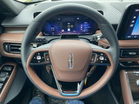 Born from the boundless allure of flight, the 2025 Lincoln Aviator uses intentional horizontal lines... (image 6)