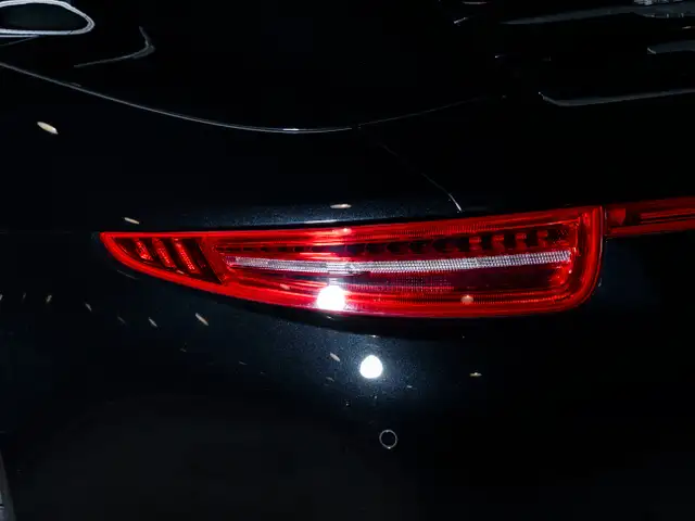 2015 Porsche 911 2015 911 Targa 4S - Certifié Porsche Approved in Cars & Trucks in Québec City - Image 24