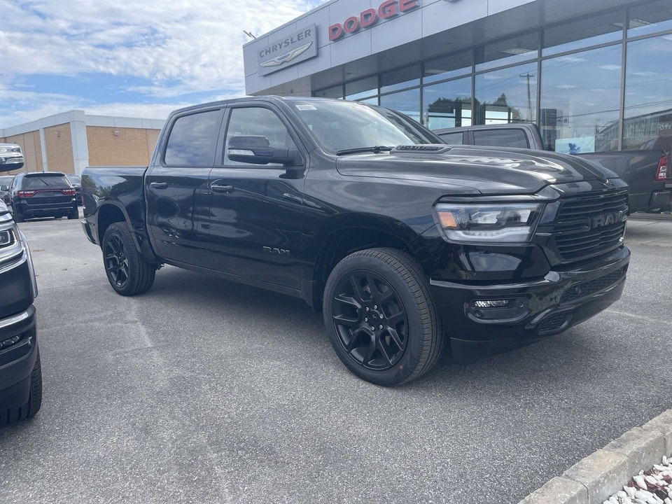 2022 Ram 1500 SPORT