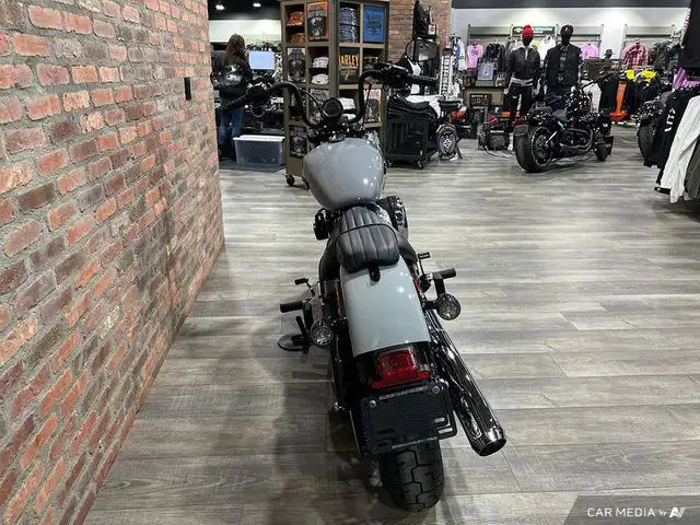 2025 Harley-Davidson FXBB - Street Bob FXBB STREET BOB in Street, Cruisers & Choppers in Calgary - Image 30