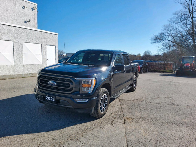  2022 Ford F-150 XLT in Cars & Trucks in Peterborough