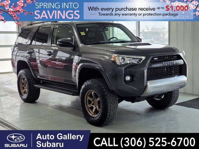 2018 Toyota 4Runner 4X4 | CUSTOM WHEELS | LIFT KIT | SUNROOF in Cars & Trucks in Regina