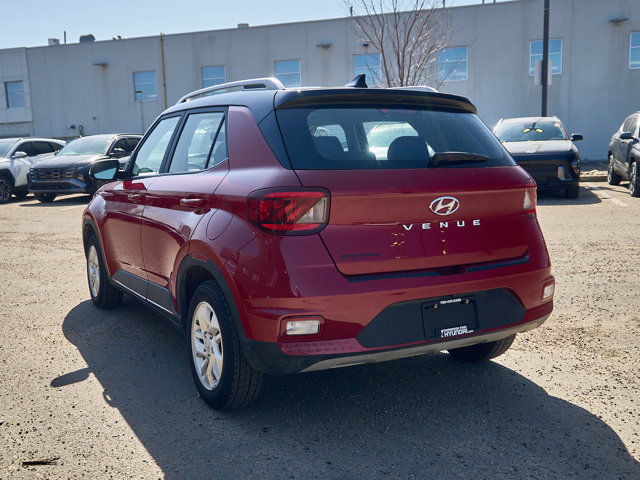 2021 Hyundai Venue Preferred | Lane Keep Assist | Carplay in Cars & Trucks in Edmonton - Image 3