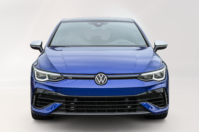2024 Volkswagen Golf R GOLF R | Toit pano | Cuir | Carbon Pack C in Cars & Trucks in Longueuil / South Shore - Image 2