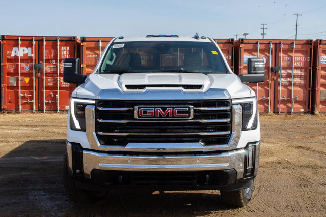 2025 GMC Sierra 3500HD SLE in Cars & Trucks in Edmonton - Image 3