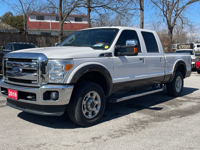  2016 Ford F-250 LARIAT! 6.2L GAS! HEATED LEATHER! NAV! in Cars & Trucks in London - Image 2