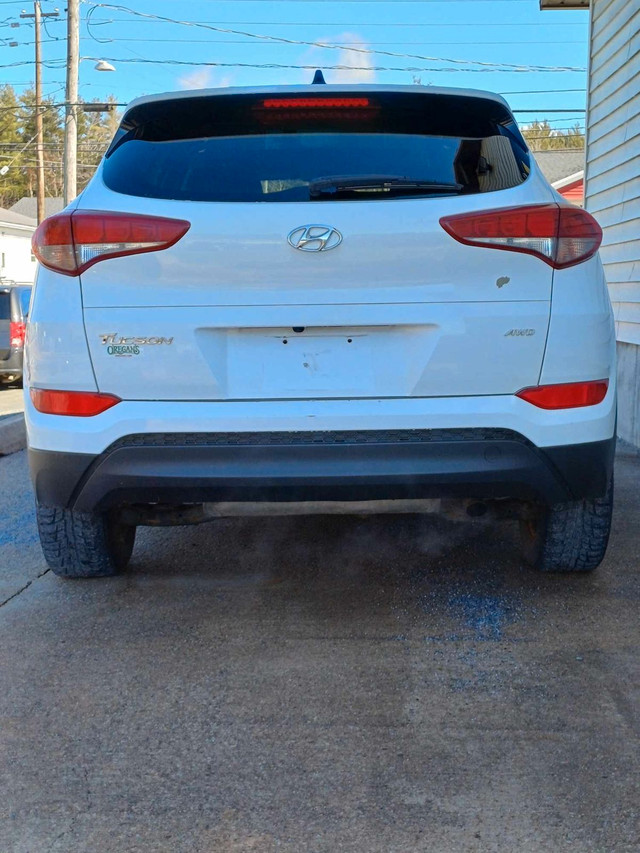 2018 Hyundai Tucson AWD Auto SUV with Camera, Pano Roof, Power H in Cars & Trucks in Bridgewater - Image 4
