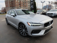 T6 V60 WAGON - 100% CANADIAN VEHICLE Visit Our Website @ EliteLuxuryMotors.ca Please note that 30% o... (image 1)