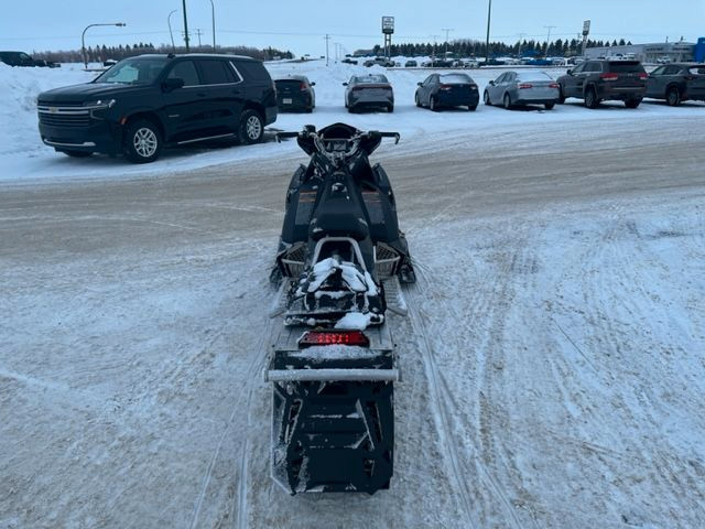 2016 Polaris 800 Pro RMK 155 in Snowmobiles in Prince Albert - Image 4