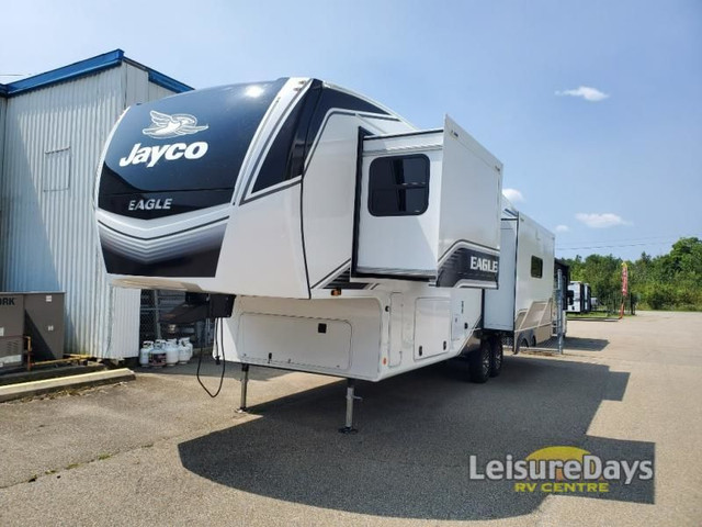 2025 Jayco Eagle 321RSTS in Travel Trailers & Campers in Ottawa - Image 2