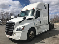 2020 FREIGHTLINER T12664ST;Heavy Duty Trucks - Conventional Truck w/ Sleeper Penske Location 525 MAC... (image 2)