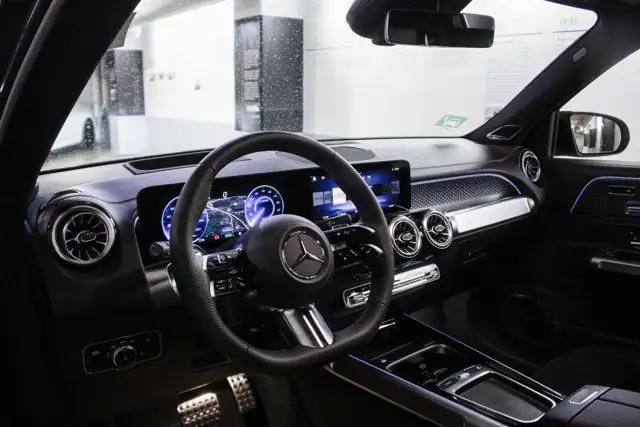 2024 Mercedes-Benz EQB EQB 250+ SUV in Cars & Trucks in Edmonton - Image 15