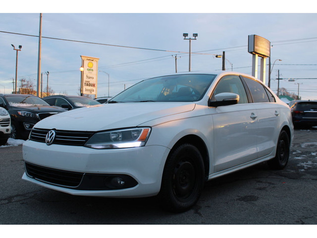  2012 Volkswagen Jetta Sedan 2.5L Highline, TOIT OUVRANT, CUIR,  in Cars & Trucks in Longueuil / South Shore - Image 2