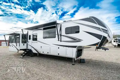 Located in Winfield, BC Call or Text 250-766-4607 Voyager RV Centre 1-800-668-1447 Peace of Mind Pac...