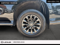 PREMIUM Engine: 301 (225) @ 5,500 RPM L/100Km City: 16.2 L/100Km Hwy: 12.3 Safety Equipment Electron... (image 6)