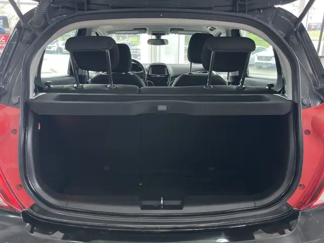 2021 Chevrolet Spark 1LT (Backup Cam,Carplay) Clean Carfax in Cars & Trucks in Calgary - Image 30