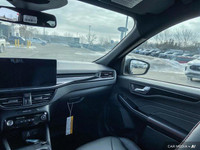 This Ford Escape has a dependable Gas/Electric I-4 2.5 L/152 engine powering this Variable transmiss... (image 7)