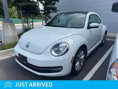 This Volkswagen Beetle Coupe delivers a Intercooled Turbo Regular Unleaded I-4 1.8 L/110 engine powe...
