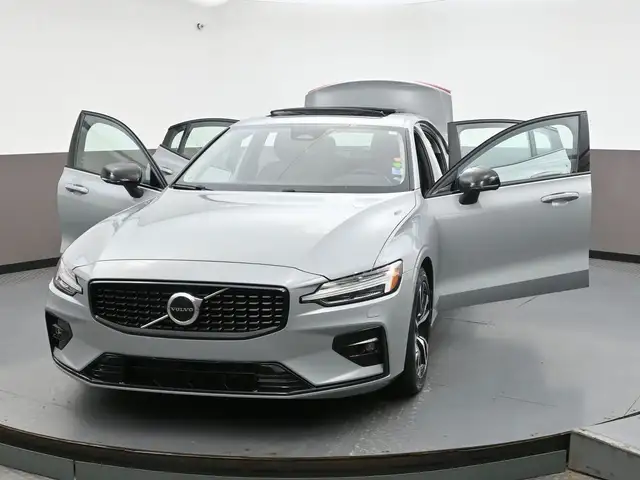 2024 Volvo S60 B5 B5 CORE SUNROOF, NAVIGATION, HEATED POWER SEAT in Cars & Trucks in City of Halifax - Image 43