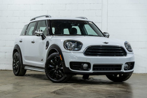2017 MINI Cooper Countryman ALL4 | Essentiel | Toit Ouvrant Panoramique | Sièges Chauffants