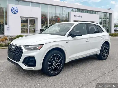 Only 45,957 Miles! This Audi Q5 delivers a Intercooled Turbo Gas/Electric I-4 2.0 L/121 engine power...