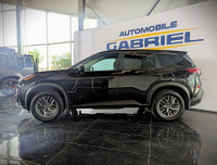 Comes equipped with: Power Mirrors, Halogen Headlamps, Courtesy lights, LED Headlights, LED Daytime... (image 8)