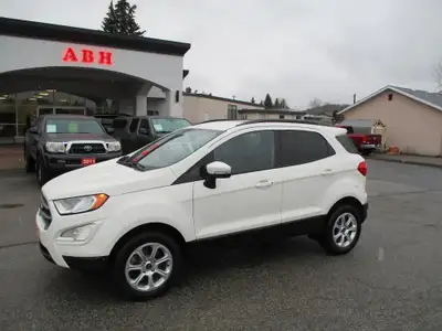 2018 Ford EcoSport SE AWD Compact, Capable & Feature-Packed!Looking for a stylish, fuel-efficient SU...