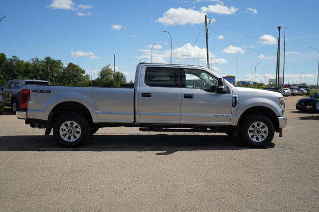 2022 Ford Super Duty F-350 SRW XLT in Cars & Trucks in Red Deer - Image 4