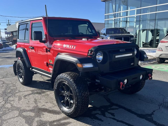 2021 Jeep Wrangler Willys Sport 2.0L Turbo Volant bancs chauffan in Cars & Trucks in Longueuil / South Shore