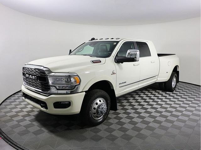 2023 Ram 3500 LIMITED in Cars & Trucks in Calgary