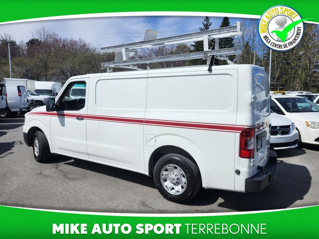2017 Nissan NV 2500 V8 S in Cars & Trucks in Laval / North Shore - Image 3