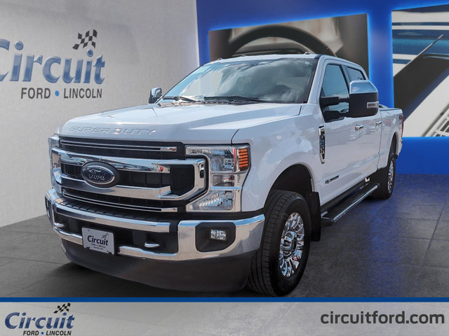Ford Super Duty F-250 SRW XLT cabine 6 places 4RM caisse de 6,75 in Cars & Trucks in City of Montréal