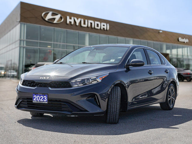 2023 Kia Forte EX | Wireless Charging | Blind Spot Monitor in Cars & Trucks in Guelph - Image 3