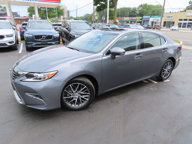 2016 Lexus ES 350 ES 350 - Navigation System-11,000Kms Only-1Own in Cars & Trucks in Oakville / Halton Region - Image 4