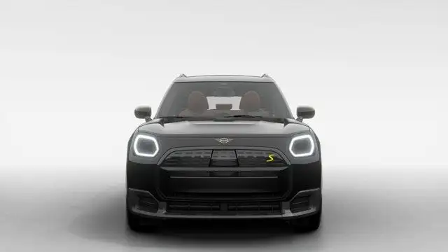2025 MINI Countryman SE | Premier | Style Favoris | Att in Cars & Trucks in City of Montréal - Image 4
