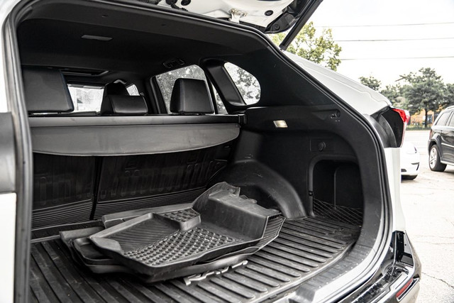 2022 Toyota RAV4 Hybrid XSE AWD in Cars & Trucks in Mississauga / Peel Region - Image 4