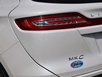 The 2015 Lincoln MKC AWD is a luxurious and high-performing vehicle that is sure to impress. With fe... (image 8)