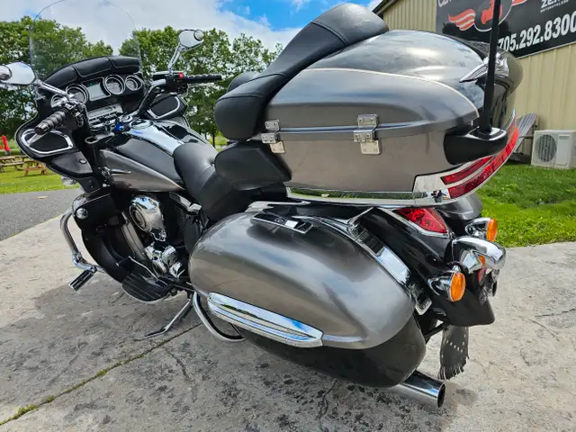 2014 Kawasaki Vulcan 1700 Voyager in Street, Cruisers & Choppers in Peterborough - Image 10