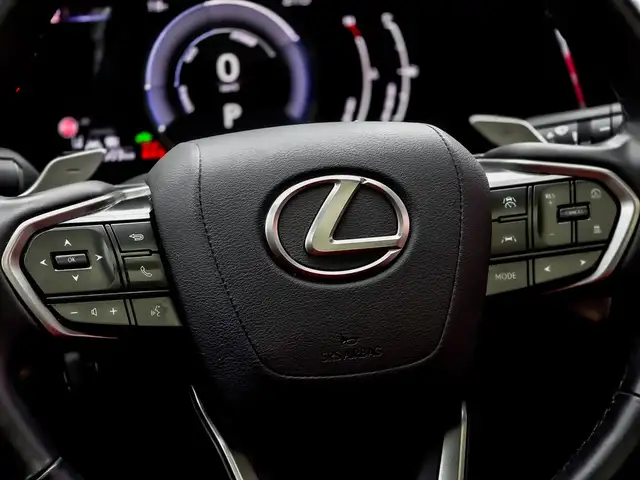 2022 Lexus NX 350h | Luxury Pkg | AWD | Safety Certified in Cars & Trucks in City of Toronto - Image 16