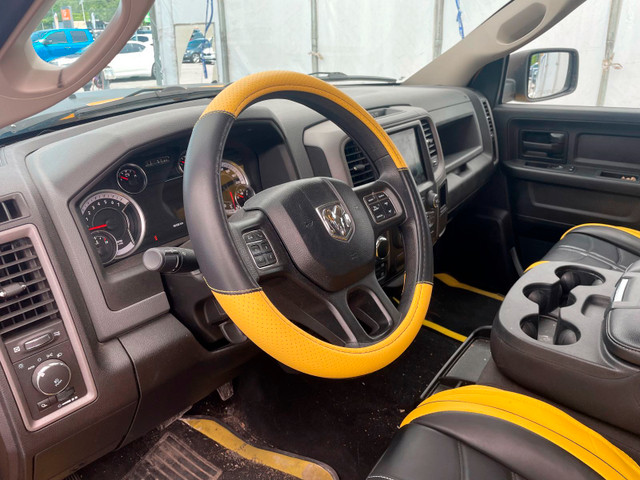 2019 Ram 1500 Classic EXPRESS CREW 4X4 V8 *GR REMORQ* CARPLAY BE in Cars & Trucks in Laurentides - Image 3