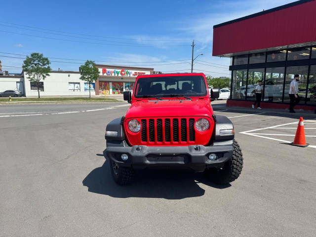 2020 Jeep Gladiator Sport S 4WD AUTO B/SPOT A/CARPLAY BACKUP CAM in Cars & Trucks in City of Toronto - Image 2