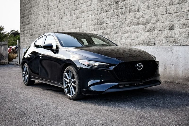 2021 Mazda Mazda3 Sport GT • HEATED LEATHER • NAV • 360 CAM • BO in Cars & Trucks in Kingston