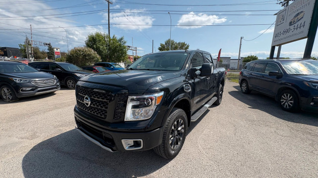 2017 Nissan Titan 4WD Crew Cab S in Cars & Trucks in Calgary - Image 4